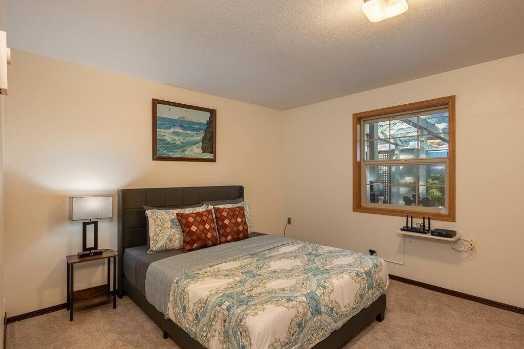 Comfy 4B/2B Home Near Dunes & Ocean! Pet Friendly! Florence Exteriör bild
