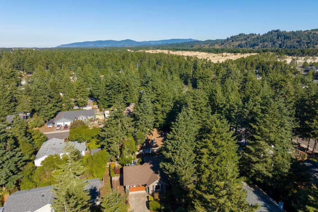 Comfy 4B/2B Home Near Dunes & Ocean! Pet Friendly! Florence Exteriör bild
