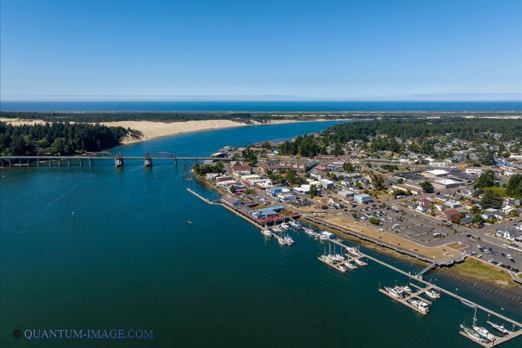 Comfy 4B/2B Home Near Dunes & Ocean! Pet Friendly! Florence Exteriör bild